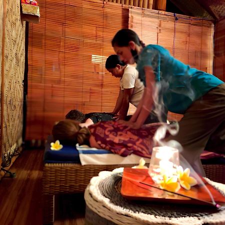 Meket Bungalows Toyapakeh エクステリア 写真